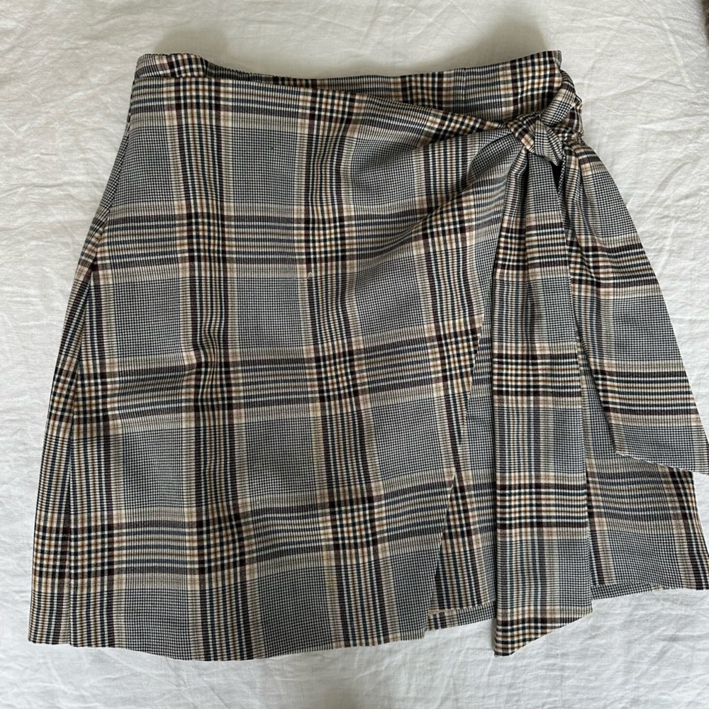 Wilfred front tie mini skirt